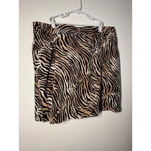 Chicos Animal Print Skort